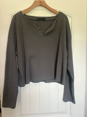 New York & Company Cropped Notch-Neck Sweater - Gray